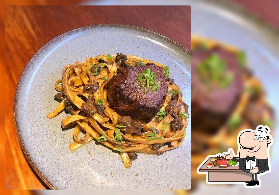 CAZERO Café Bistro