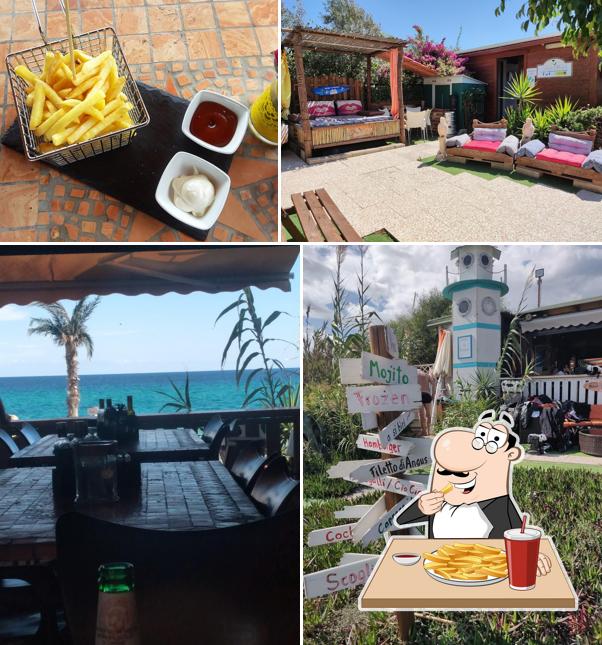 Ordina le patatine fritte a Jessy Beach Bar e Ristorante