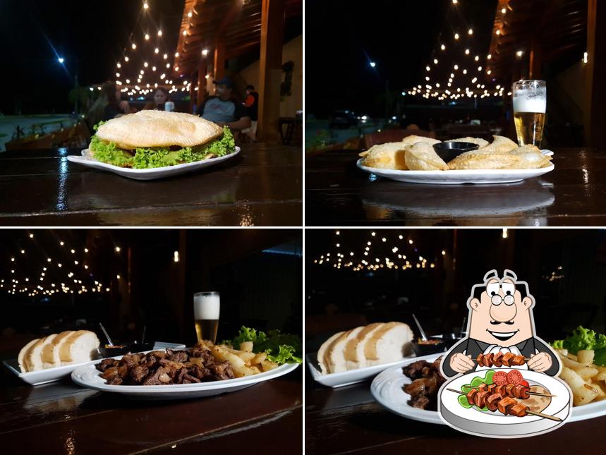 Platos en Garagen's Bar