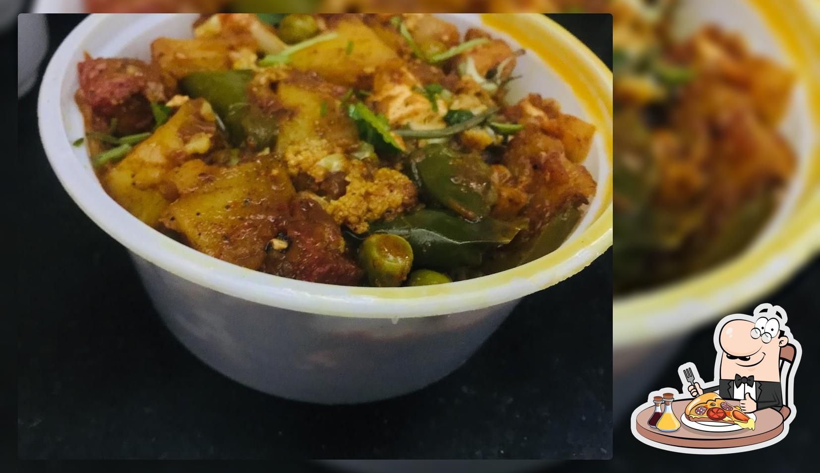 Order pizza at 2 bhai paratha Wala