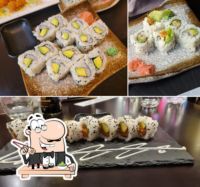 Tómate uno de sus distintos tipos de sushi