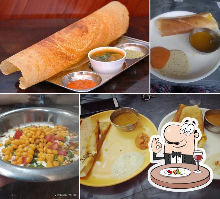 Food at Panday Dosa