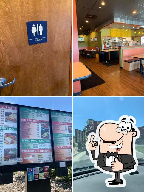 MR Burritos Mexican Food LLC in Four Corners Restaurant menu and reviews