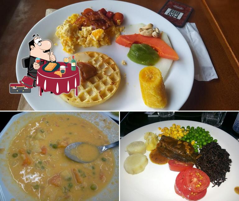 Waffles em Cannelle Restaurante, Conveniência e Padaria