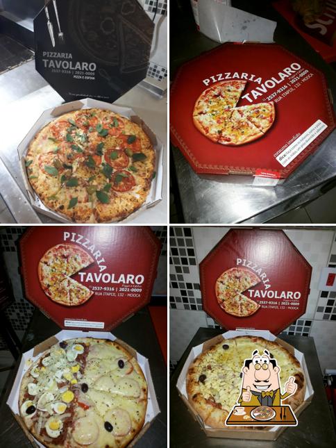 Escolha pizza no Forneria Távola