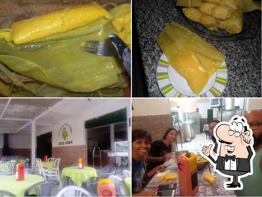 Esta é a imagem apresentando interior e comida no Restaurante e Pamonharia Frutos do Milho