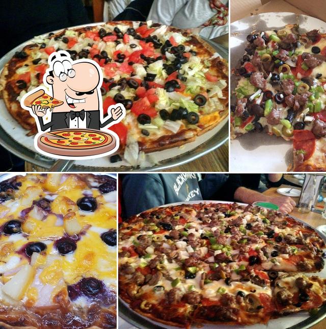 Spartan Pizza in McFarland - Restaurant menu and reviews