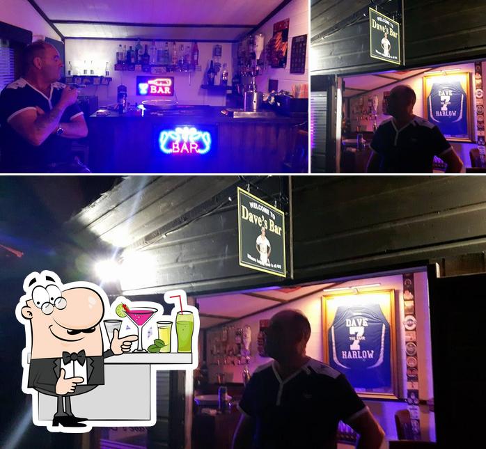Dave's Bar Tipton in Tipton