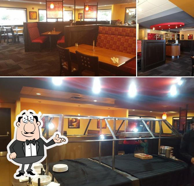 Pizza Hut, 252 Bayly St W Unit 1 in Ajax Restaurant menu and reviews