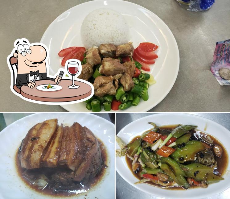 Food at Hong Ping Guo Restaurant