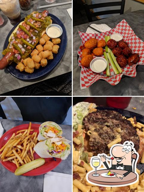 Idk Bar & Grill in Jamestown - Restaurant menu and reviews