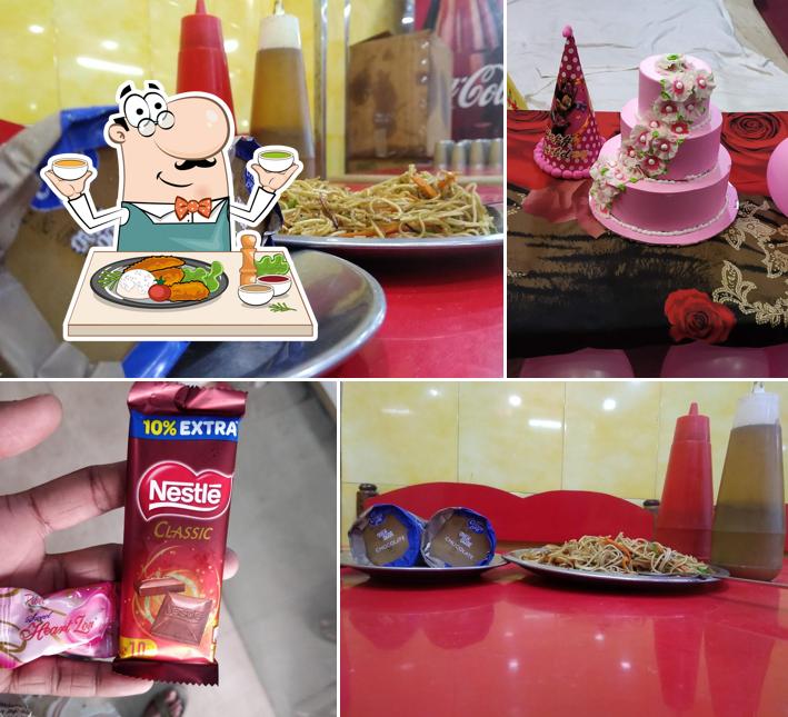 Food at Gunjan Sweet House