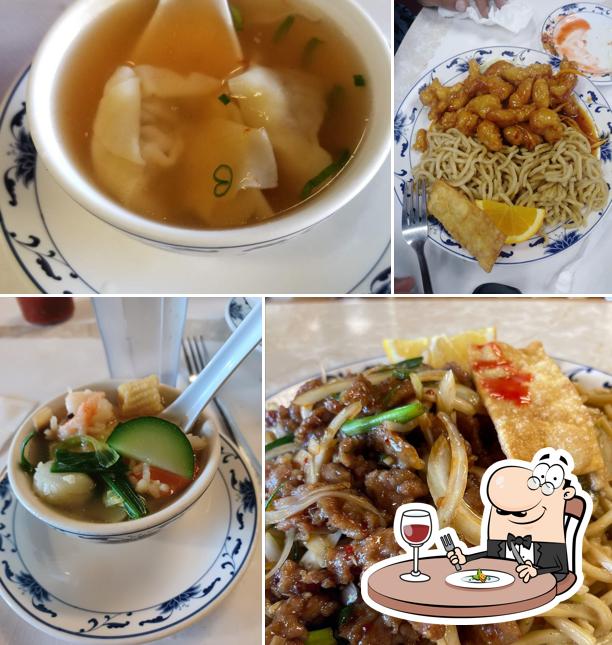 Find the best place to eat in Santa Rosa, California, summer 2024