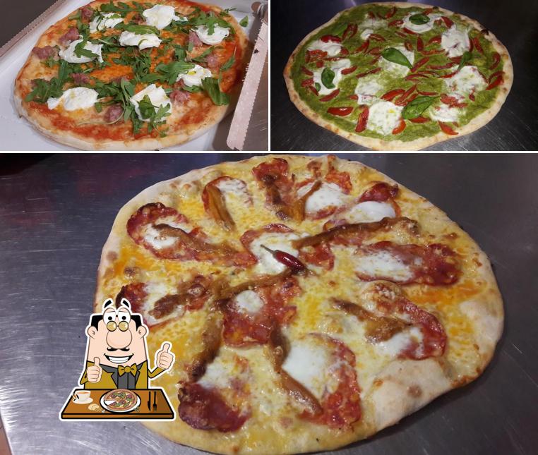 Scegli una pizza a Pizzeria Via Vai