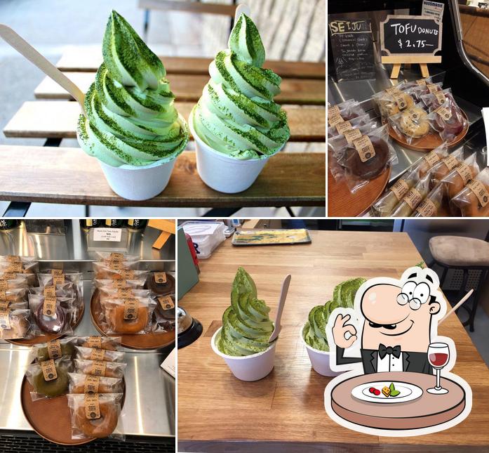 Еда в "Tea Master Matcha Cafe and Green Tea Shop"