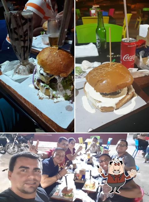 O Brutus Burger Artesanal se destaca pelo comida e interior