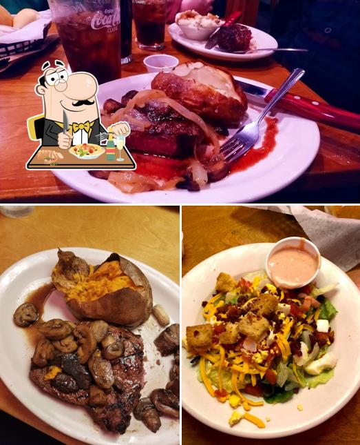 Texas Roadhouse, 580 Amherst St in Nashua Restaurant menu and reviews