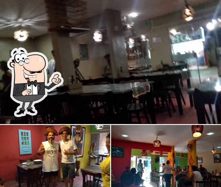 O interior do Restaurante Farofa Fina