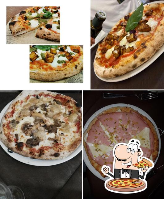 Choisissez des pizzas à Salsapariglia