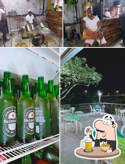 DECK 13 BAR