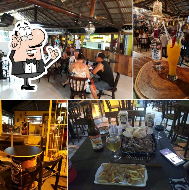 O interior do Rancho Jhops Bar Copo Cheio