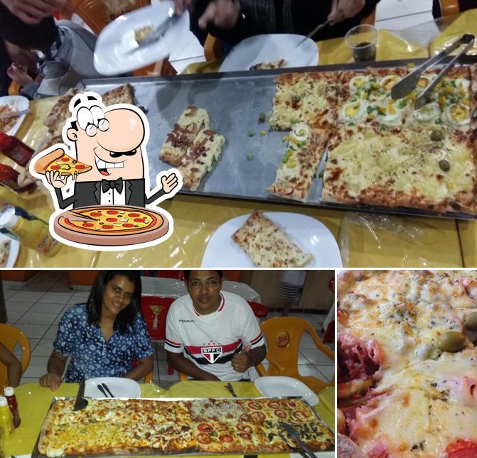 Escolha pizza no Megga Pizzas e Lanches