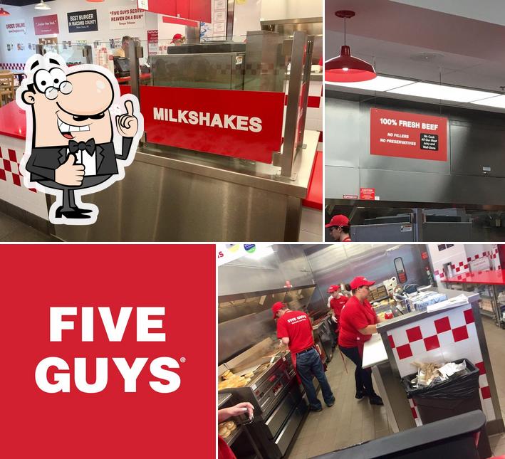 Five Guys in Brighton Restaurant menu and reviews