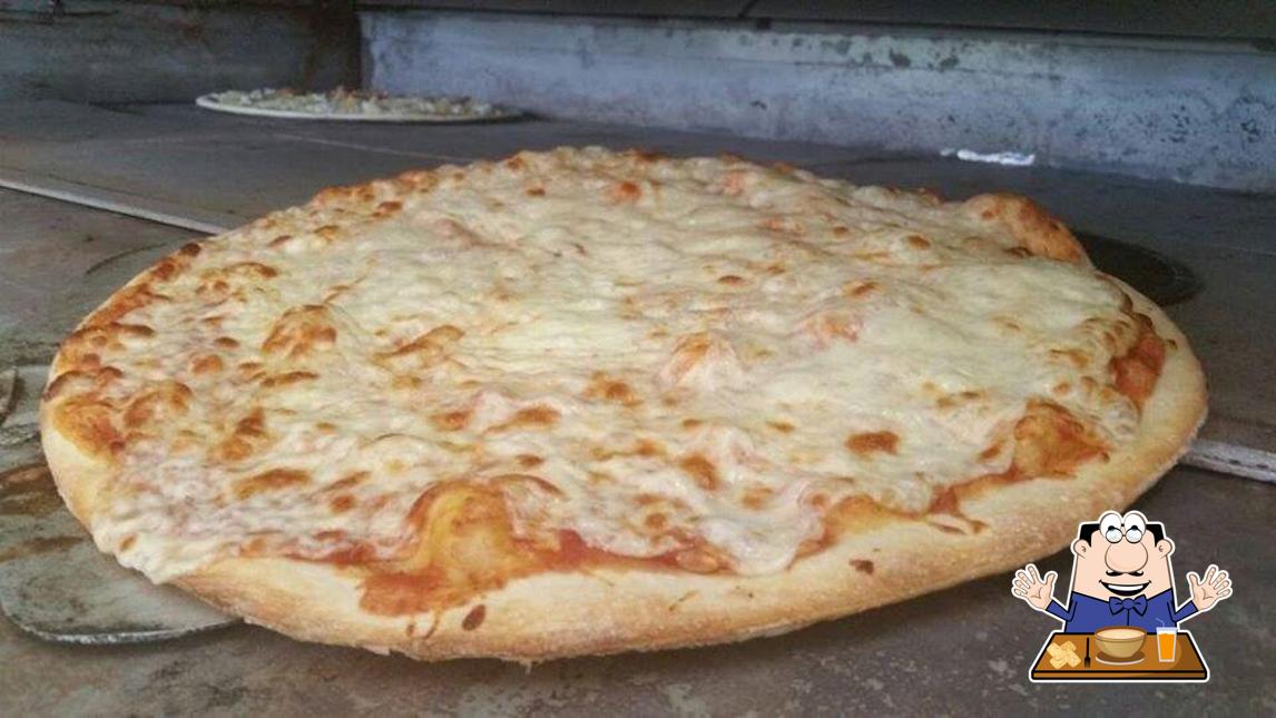 Piccola Italia, 2389 Coral Wy in Coral Gables Restaurant menu and reviews