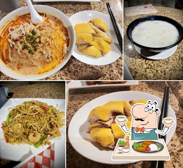 Sopa ramen y fideos pad thai en Happy Hong Kong Restaurant