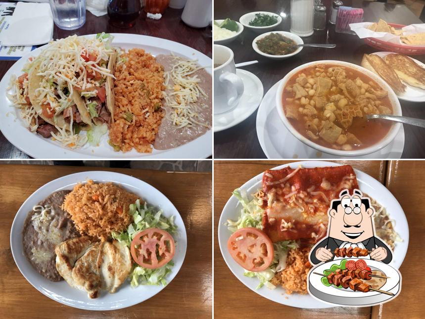 Ernie's Cafe Bar & Grill, 1506 N Zaragoza Rd in El Paso Restaurant
