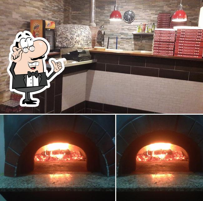 L'intérieur de Legno Pizza