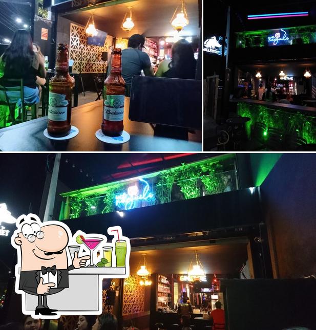 Look at this image of Wall Street Bar e Hamburgueria na Praia Grande