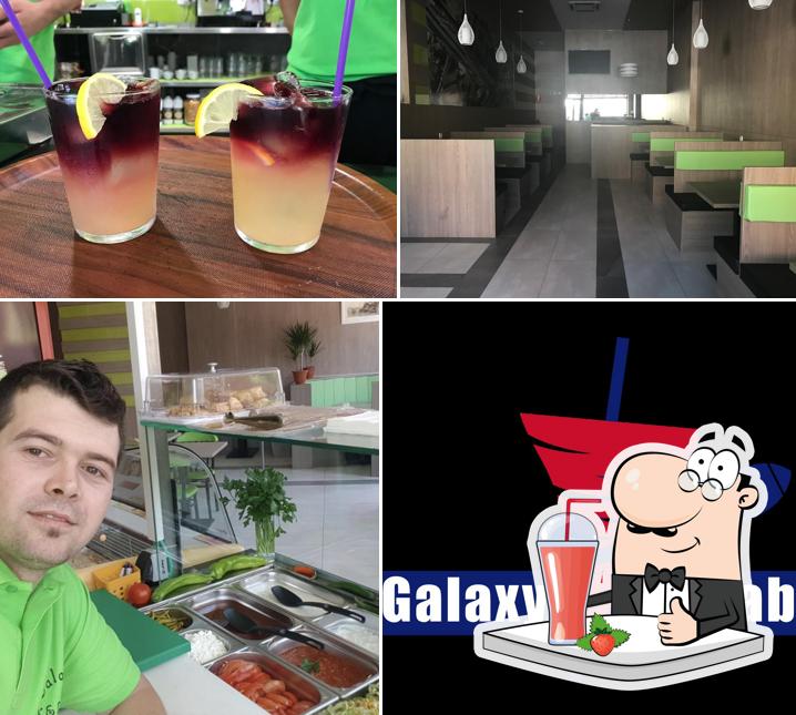 Enjoy a beverage at Galaxy Kebab Fuenlabrada