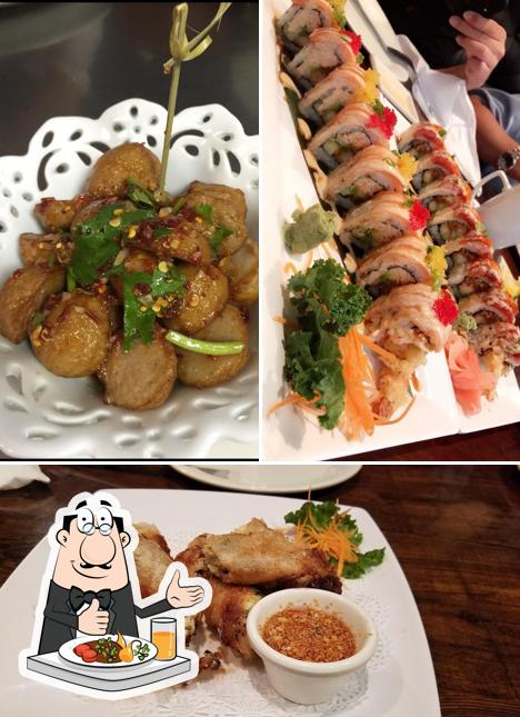 Food at SriThai: Thai Kitchen and Sushi Bar (Duluth)