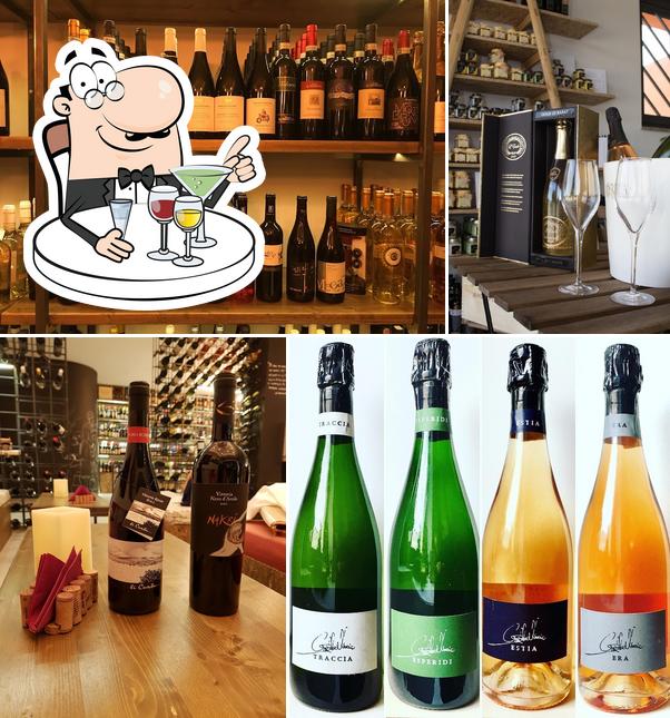 ReWine Enoteca Bistrot a Modica #Location per Eventi #Aperitivi #Apericene #Birreria #Wine Bar #Enogastronomia #Serate Live