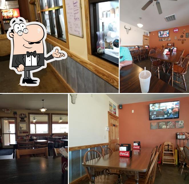 Chuck Wagon Restaurant in Carthage Restaurant menu and reviews