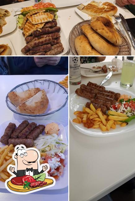 Commandez des plats à base de viande à Restaurant Balkan Grill