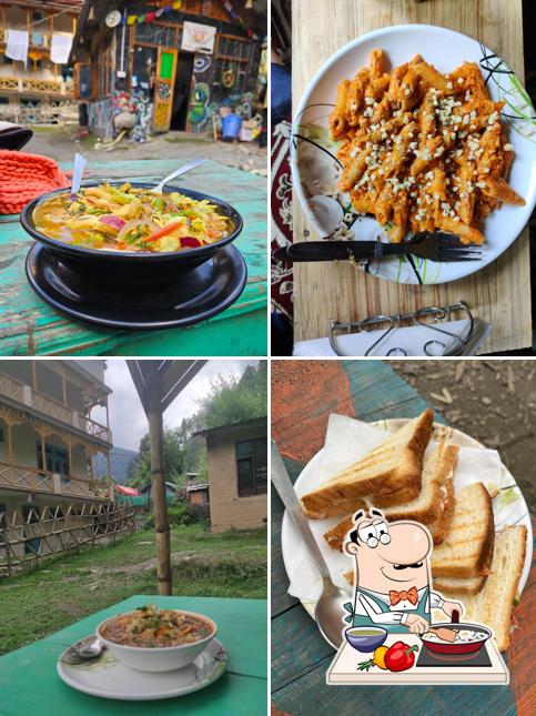 2littlemonkscafeandstays