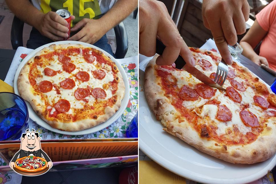 Prenditi una pizza a caffè corin