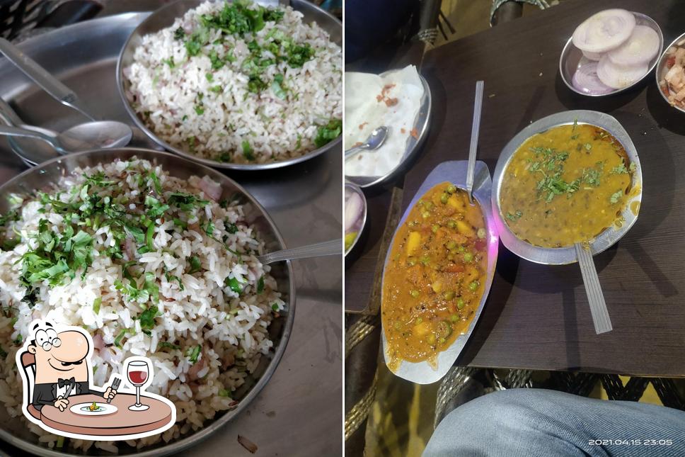 Food at Jagdamba Hotel