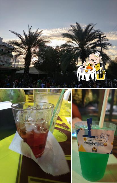 O Bar do Coreto se destaca pelo comida e exterior