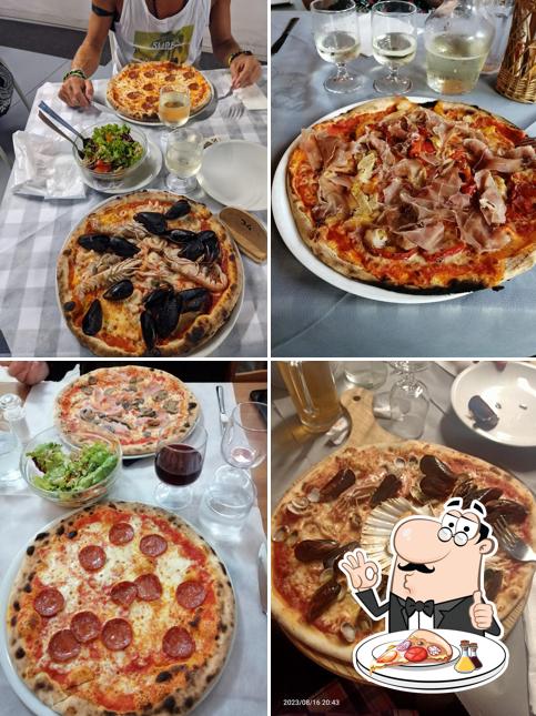 Prenditi una pizza a Ristorante Capri