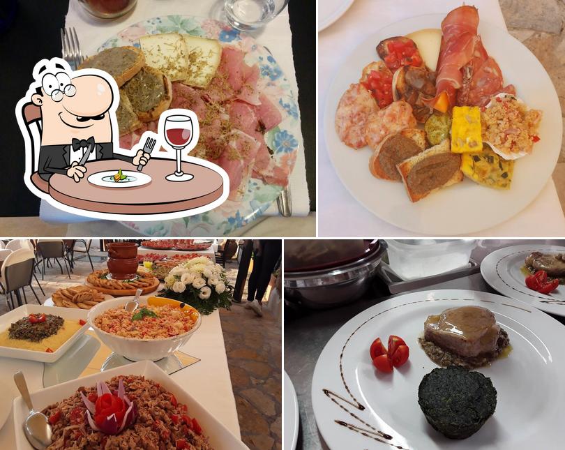 Essen im Ristorante La Tavernetta di Salvini E