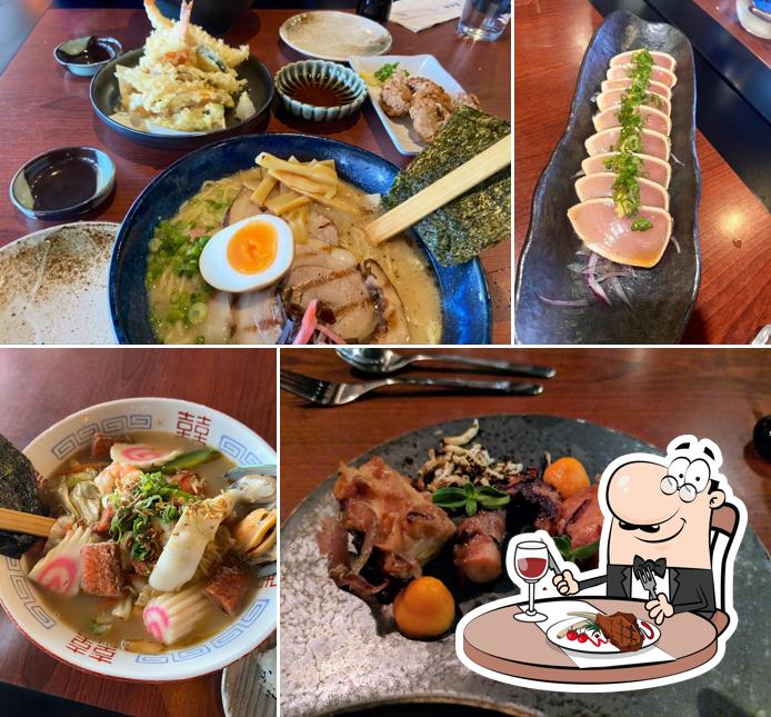 Tómate un plato con carne en Yujiro Japanese Restaurant