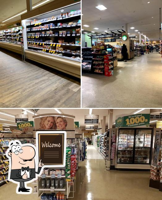 Safeway Fort Frances in Fort Frances Restaurant reviews