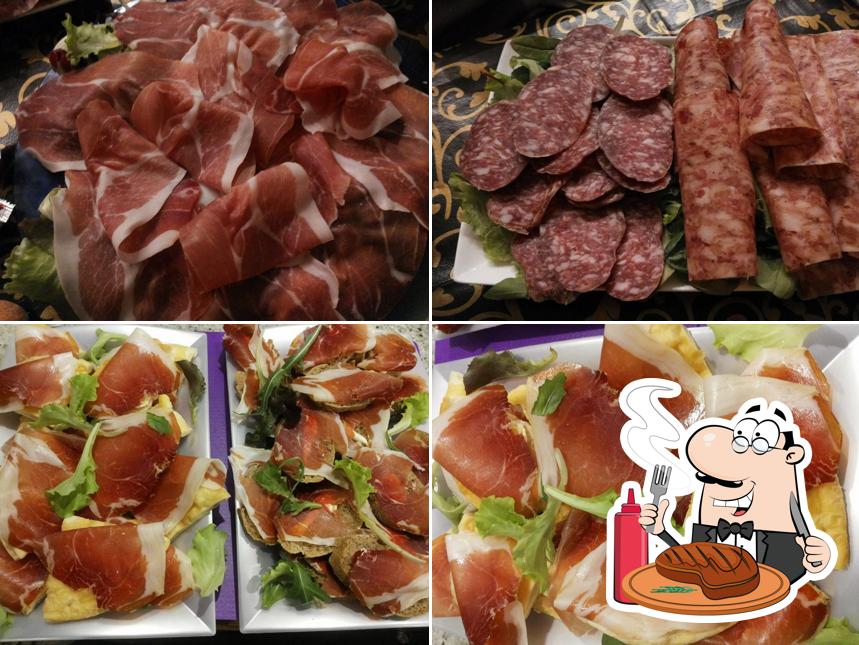 Ordina i un pasto a base di carne a Pizzeria Bar Excelsior