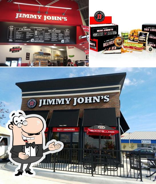 Mire esta foto de Jimmy John's