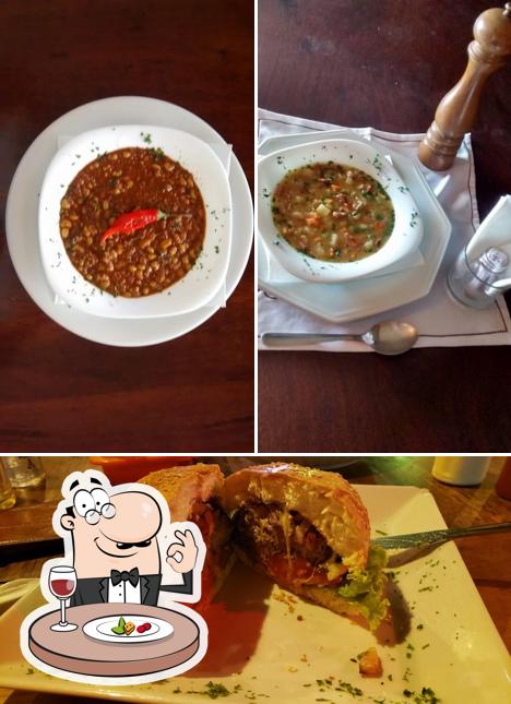 Comida em EXIL RESTAURANTE BAR