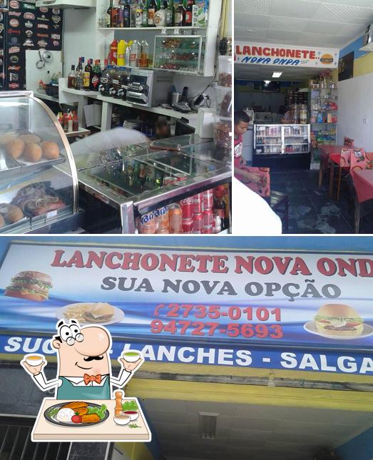 A foto da comida e interior a Lanchonete Nova Onda