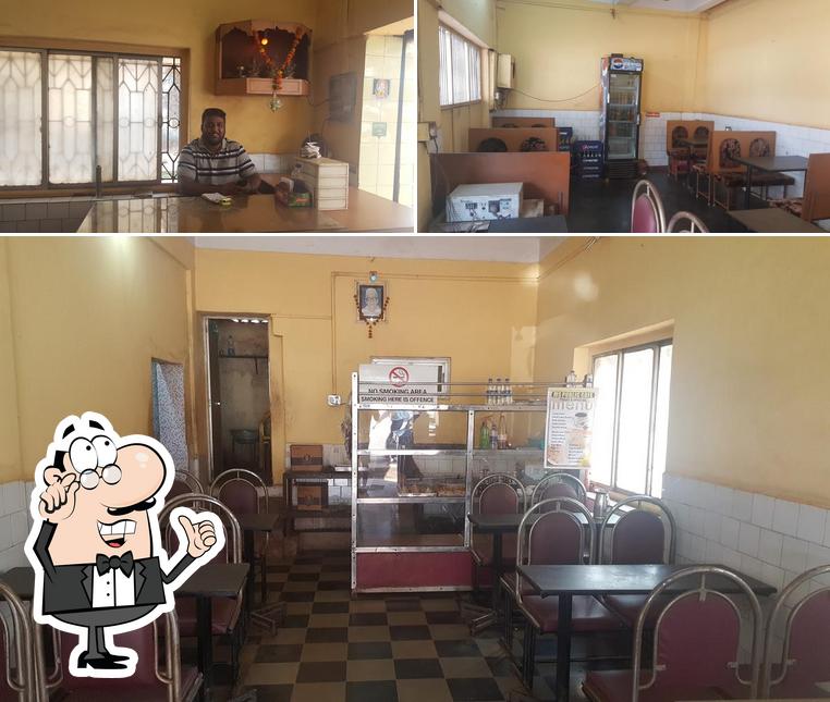 Public Cafe